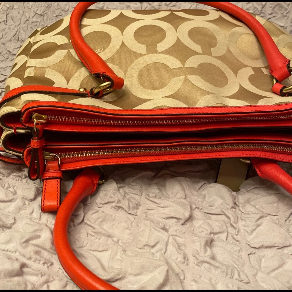 Coach Purse - Picture 4 of 10